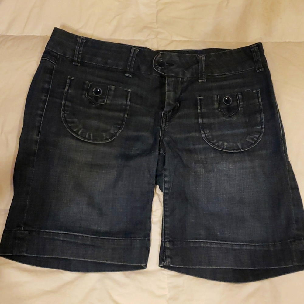American Eagle Bermuda Shorts
